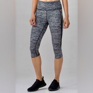 Lululemon Pace Perfect Crop 17”